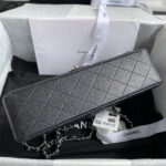 CHANEL CLASSIC HANDBAG - Image 4