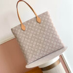 LV Carry It - Image 4