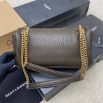 YSL calypso medium in grained lambskin - Image 4