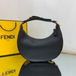 Fendi graphy Small - Image 4