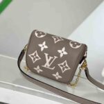 LV Mini Bumbag - Image 4