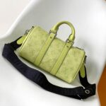 LV Keepall Bandoulière 25 - Image 4