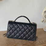 CHANEL Clutch With Chain(high-end grade) - Image 4