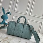 LV Keepall Bandoulière 25 - Image 4