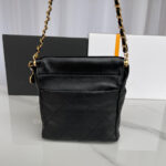 CHANEL SMALL BUCKET BAG - Image 4