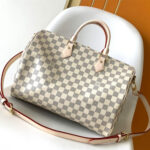 LV Speedy Bandoulière 35 - Image 4