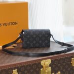LV Steamer Wearable Wallet - Image 4