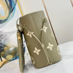 LV Neverfull MM - Image 4