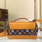 LV Steamer East West Wearable Wallet - Image 4