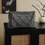Chanel MAXI FLAP BAG(HIGH-END GRADE) - Image 4