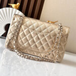 CHANEL Classic Flap Medium(High-end Grade) - Image 4