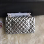 CHANEL Classic Flap Medium(High-end Grade) - Image 4