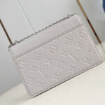 LV Wallet On Chain Rosy - Image 4