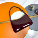 YSL le 5 a 7 in patent leather(high-end grade) - Image 4