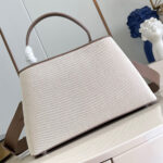 LV Capucines GM Souple(HIGH-END GRADE) - Image 4