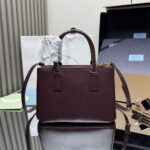 Prada Galleria medium Saffiano leather bag(HIGH-END GRADE) - Image 4