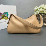 Prada Aimee medium leather shoulder bag - Image 4