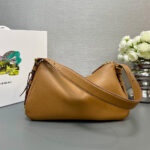 Prada Aimee medium leather shoulder bag - Image 4