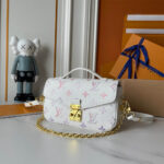 LV Pochette Métis East West - Image 4