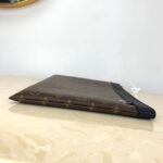 LV Pochette Discovery GM - Image 4