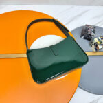 YSL le 5 a 7 in patent leather(HIGH-END GRADE) - Image 4