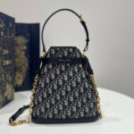 MEDIUM C’EST DIOR BAG - Image 4