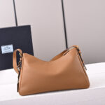 Prada Aimee large leather shoulder bag - Image 4