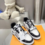 LV Trainer Maxi Sneaker - Image 4