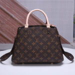 LV Montaigne BB Handbag - Image 4
