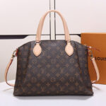 LV Rivoli MM Handbag - Image 4