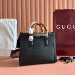 Gucci New Diana medium tote bag(HIGH-END GRADE) - Image 4