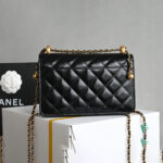 CHANEL Classic Wallet On Chain(high-end grade) - Image 4