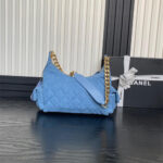 CHANELLarge Hobo Bag（High-end grade） - Image 4