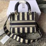 Medium LADY D-LITE handbag - Image 4