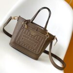 LV Neverfull Bandoulière Inside Out BB - Image 4