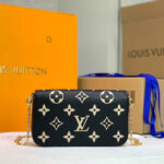 Louis Vuitton Felicie pochette bag - Image 4