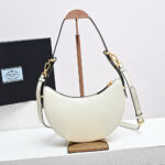 Prada Arque leather shoulder bag - Image 4