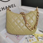 CHANEL HOBO HANDBAG - Image 4