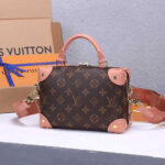 Louis Vuitton PETITE MALLE SOUPLE - Image 4