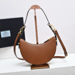 Prada Arque leather shoulder bag - Image 4