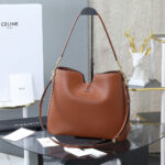 CELINE MEDIUM CAMILLE 16 SOFT BAG IN SMOOTH CALFSKIN(HIGH-END GRADE) - Image 4