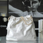 CHANEL 22 HANDBAG(high-end grade) - Image 4