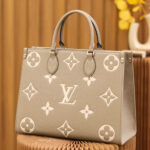 LV ONTHEGO MM - Image 4