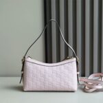 GG Emblem small shoulder bag - Image 4