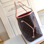 LV NEVERFULL GM - Image 4