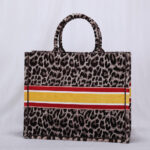 LARGE DIOR BOOK TOTE - Image 4