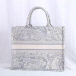 LARGE DIOR BOOK TOTE - Image 4