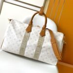 LV Keepall Bandoulière 45 - Image 4