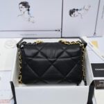CHANEL 19 HANDBAG - Image 4