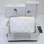 CHANEL 19 MAXI HANDBAG - Image 4